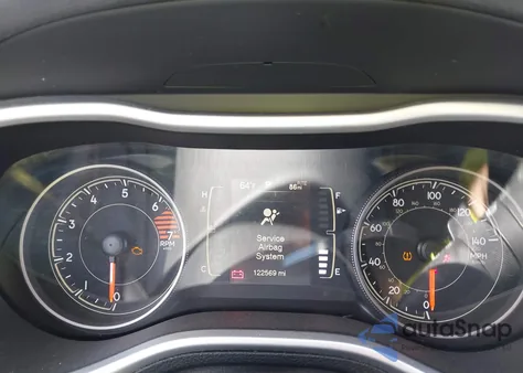 2018 Jeep Cherokee Latitude Plus Fwd from USA, damaged, VIN 1C4PJLLB8JD573877